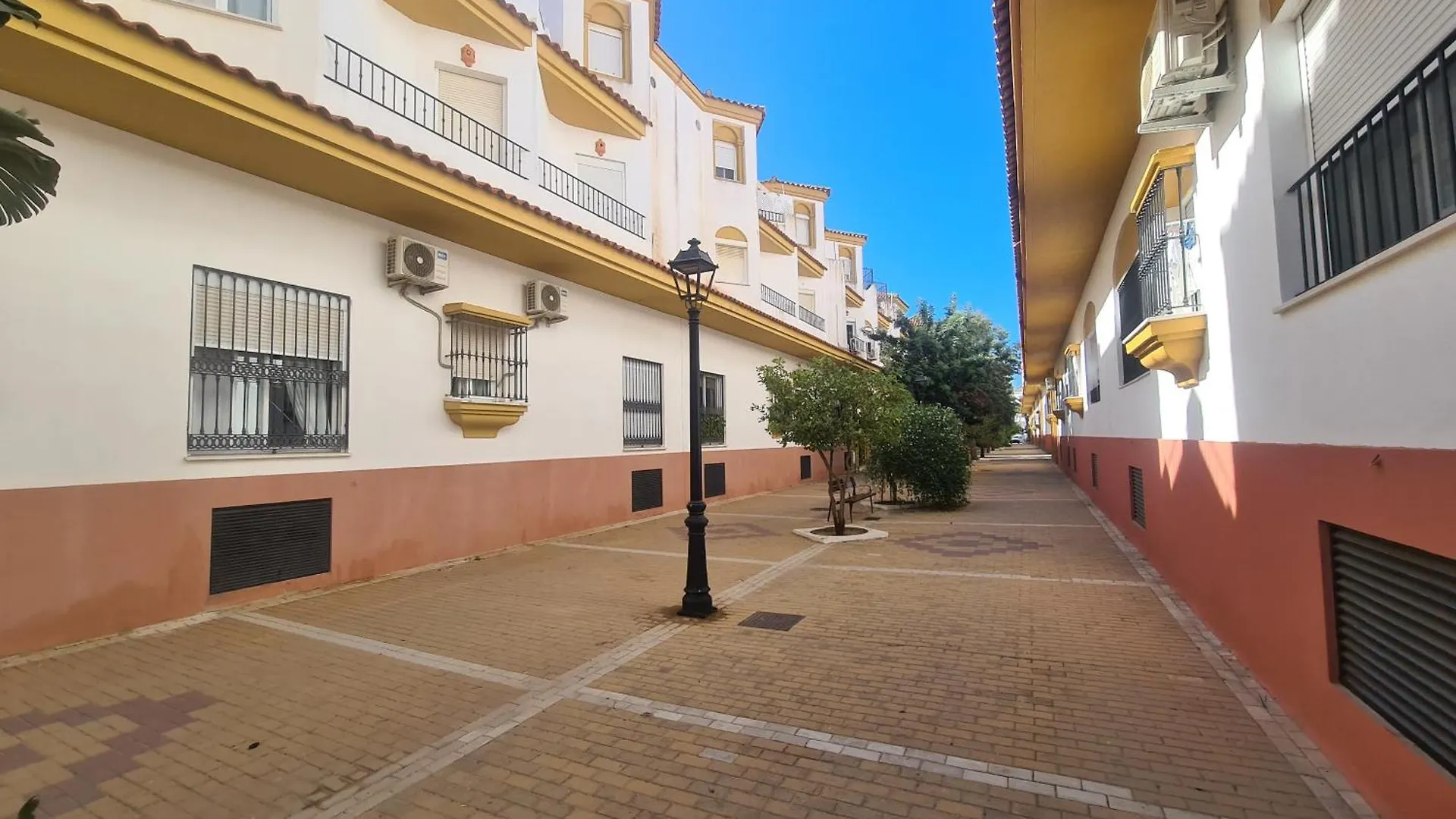 Apartamento Luna De Zahara - Situado En La Zona Tranquila Del Pueblo A 3 Min De La Playa Y Ocio Zahara de los Atunes 0*,  Spain